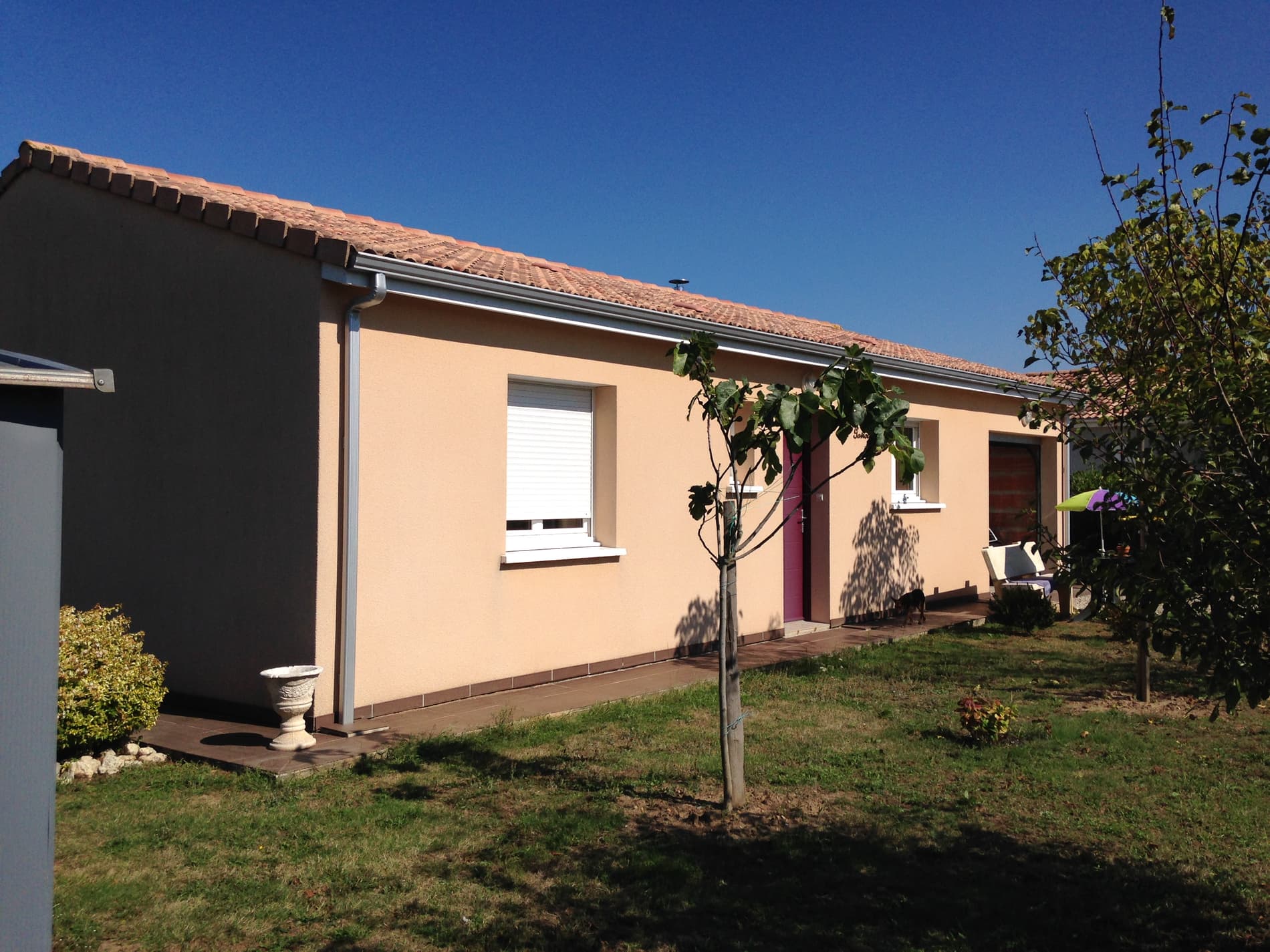 Maison de plain-pied type 3 véranda, jardin