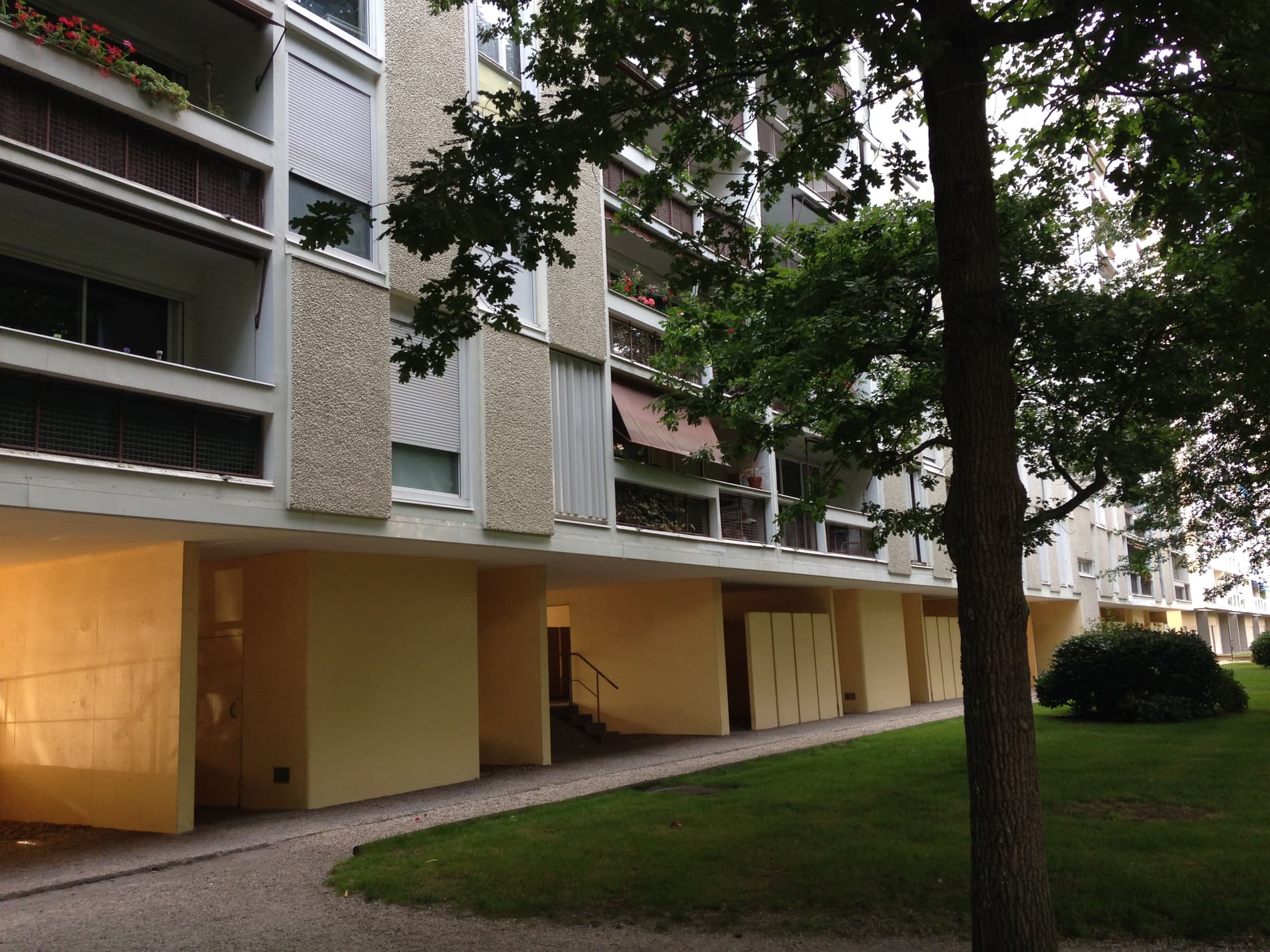 Appartement 82 m2, balcon, étage élevé, ascenseur, parking